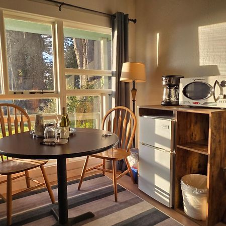 Inn At Schoolhouse Creek Little River 外观 照片